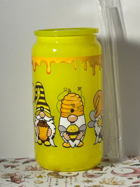 Honey Bee Gnome 16oz Can Glass
