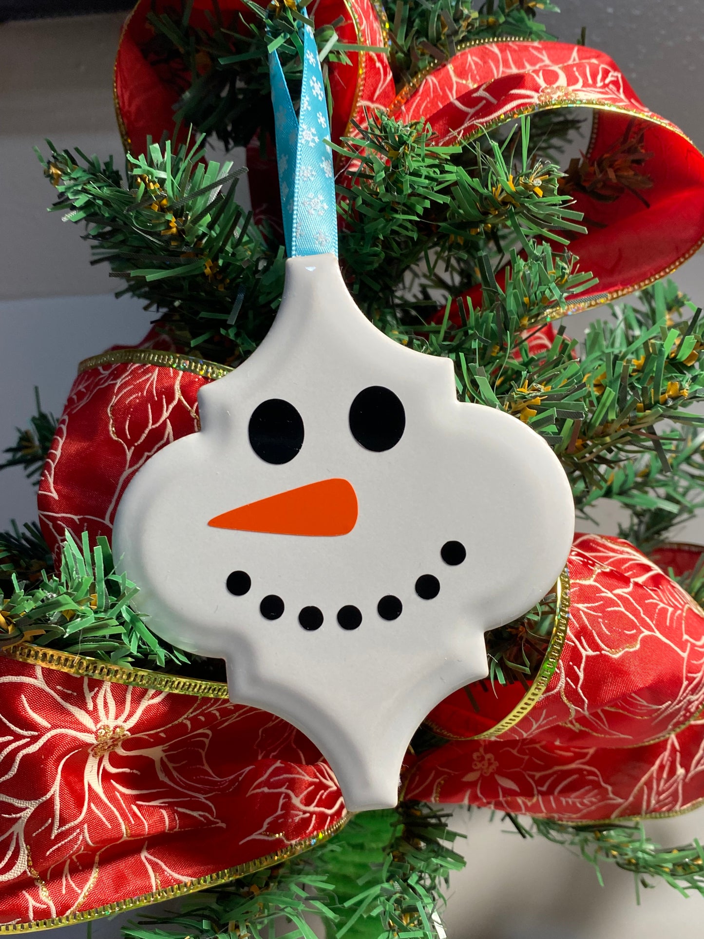 Snowman Arabesque Ornament